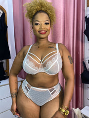Zawadi Push-Up Bra Set – Romantic Bridal Lingerie Set for Women in Kenya