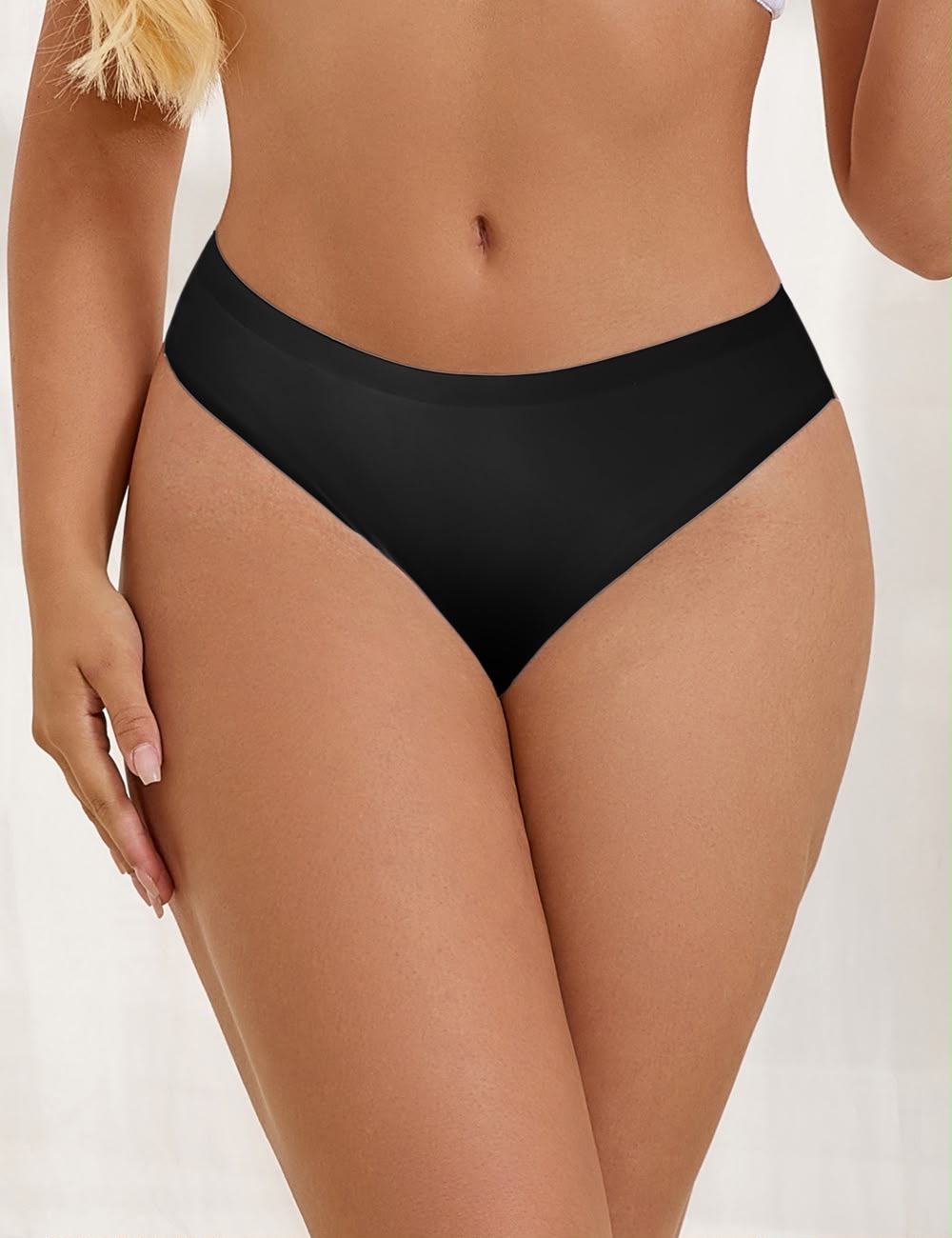 Seamless V-Cut Panties