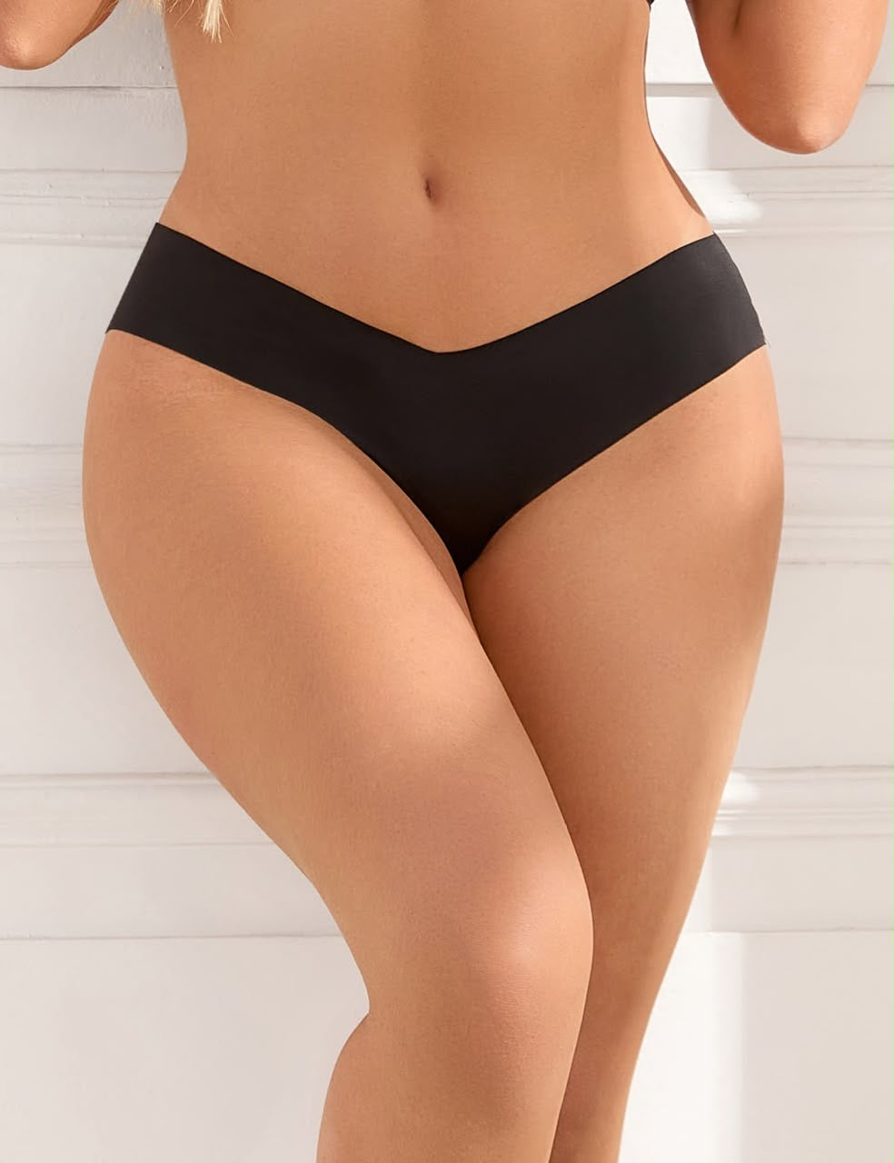 Seamless V-Cut Panties