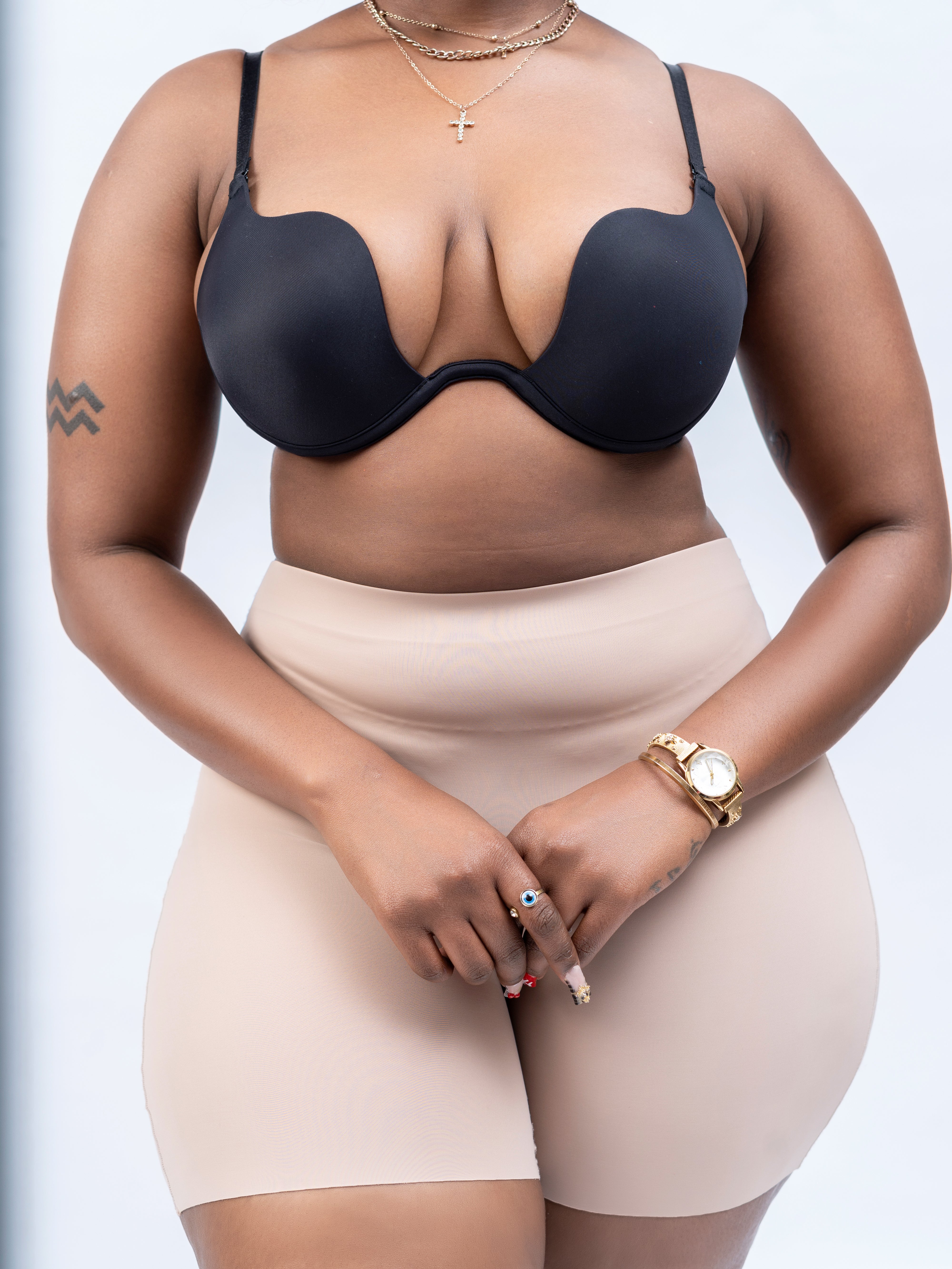 Amani plunge black bra