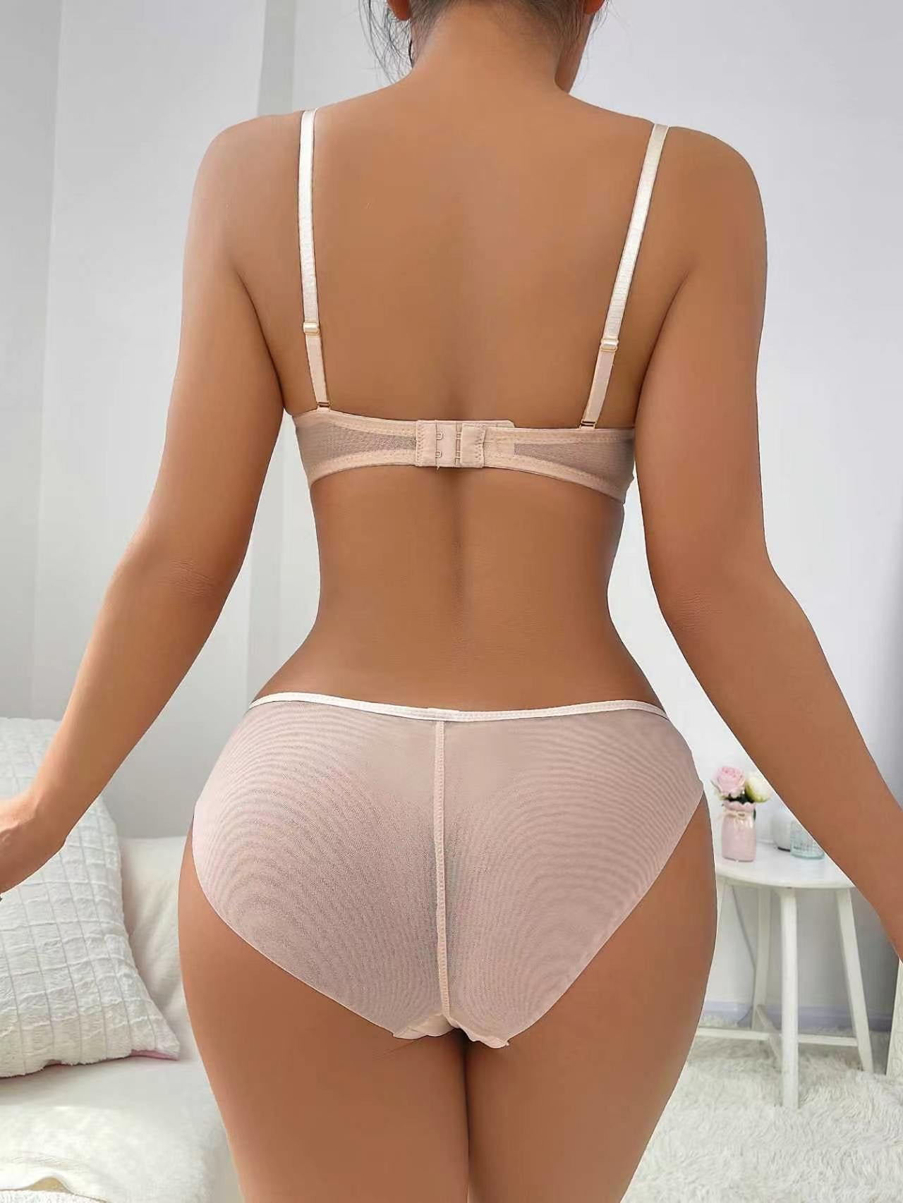 Elara Ivory Lace Bra & Panty Set