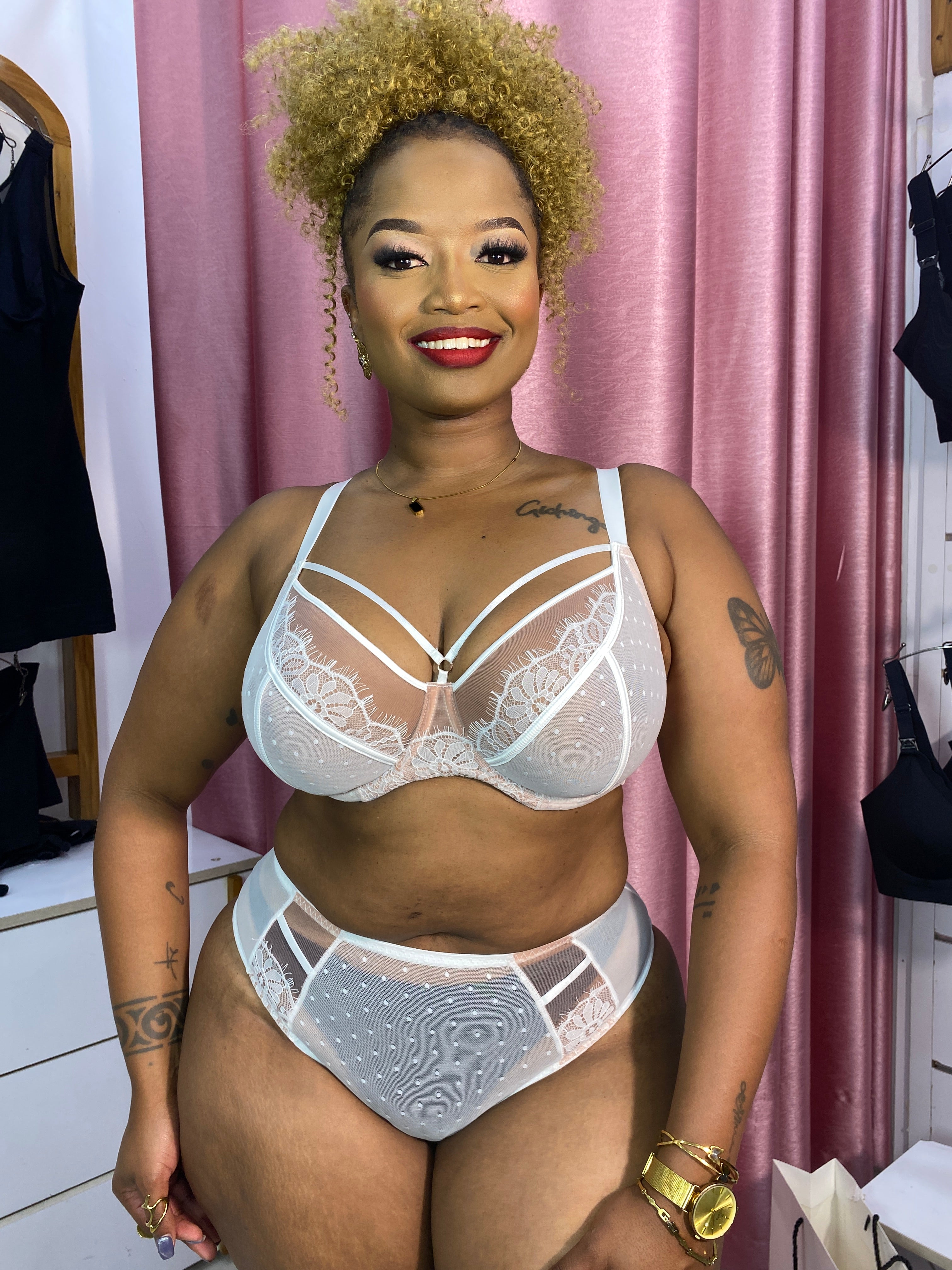 Zawadi Push-Up Bra Set – Romantic Bridal Lingerie Set for Women in Kenya