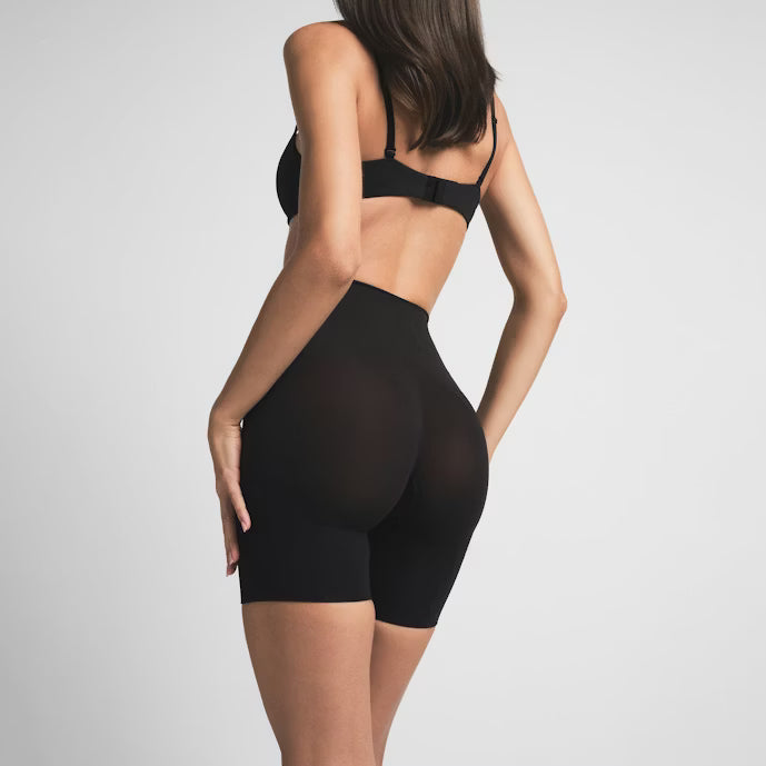 SmoothCurve Seamless Shaping Shorts